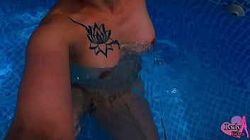 Petit extrait de ma dernière vidéo amateur tu viens t'amuser la vidéo