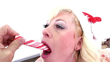 Alexa night chritmas gift blowjob cougar milf big cock pov blowjob and cum facial
