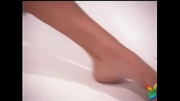 Kim hiott photoshot for pb only known footage