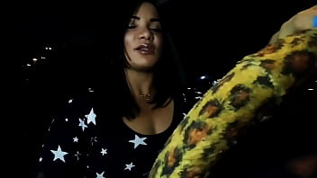 Marquei com boy do app no shopping mas rolou no carro