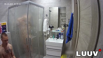 Luuv kareflore and abbadon film their real amateur homemade bathroom routine showing maximum real life openness