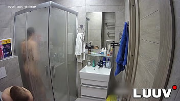 Luuv kareflore and abbadon film their real amateur homemade bathroom routine showing maximum real life openness