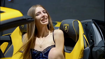 Ass twerking lesbians