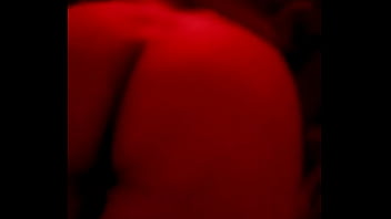 Big ass es penetrado por polla larga