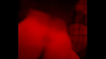 Big ass es penetrado por polla larga