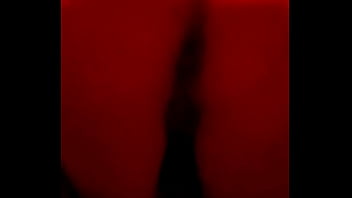 Big ass es penetrado por polla larga