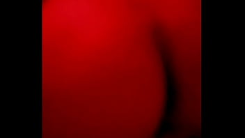 Big ass es penetrado por polla larga