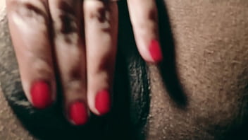 Esposa safada no chupou deu sem camisinha e foi coberta de porra enquanto o corno assistia