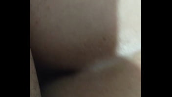 Ela gosta de mostrar seu rabinho para os meu meus amigo ficarem loco de tesão