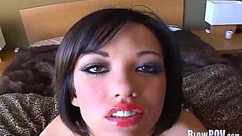 Slut gives a sloppy bj 130