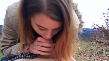 Cute teen gets fucked outdoor