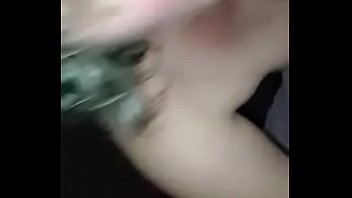 Gozando dando o rabinho pra um amigo