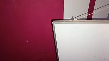 Un pintor tenía su brocha tan gorda que me termino preñabdo y revalsandome su leche