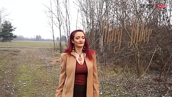 Outdoor cumshot in the park