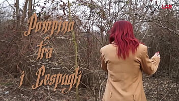 Outdoor cumshot in the park