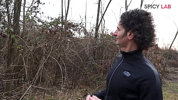 Outdoor cumshot in the park