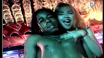 Monica adaro la potoncita musical sudor