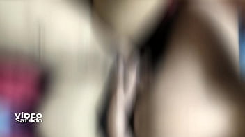 Atendente de caixa novinha dando pro gerente no deposito