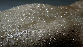 Ela ainda esta com medo de mostrar tudo quem vai querer