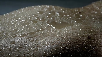 Ela ainda esta com medo de mostrar tudo quem vai querer