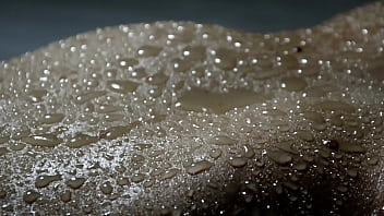 Ela ainda esta com medo de mostrar tudo quem vai querer