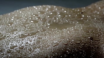 Ela ainda esta com medo de mostrar tudo quem vai querer