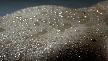 Ela ainda esta com medo de mostrar tudo quem vai querer