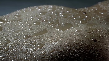 Ela ainda esta com medo de mostrar tudo quem vai querer