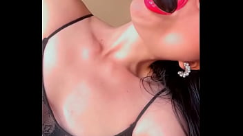 Mis labios rojos desean una de chocolate como esta ️️️my red lips want