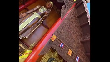 Do you like this atmosphere the same as i do thailand is so colorful and i love it a lot of countries don't hav