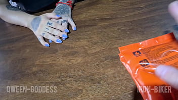 She didn't know if she could give a blowjob and i helped her *** short ***