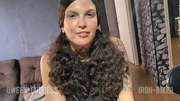 She didn't know if she could give a blowjob and i helped her *** short ***