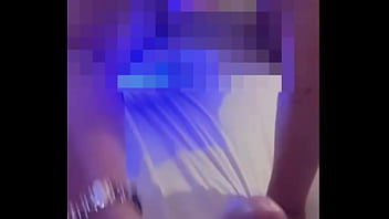 Esposa gemendo na pika do amigo do corno