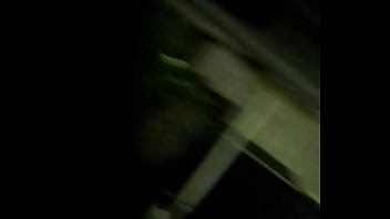 Cornudo espía mi esposa con mi vecino en plena acción los gritos se escuchaban hasta la calle disfrútenlo