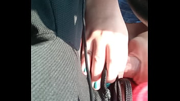 Boquete no estacionamento da faculdade