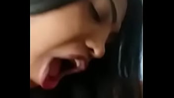 Shemale Sucking thumbnail