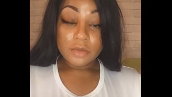 Aspirateur à clito vibrant demande ta video en média privé