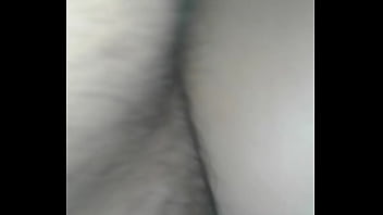 De ladito le gusta mas