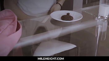 Stubborn asian stepsister turned horny after watching her stepbrother's bone