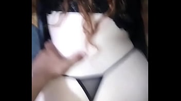 Me follo a mi cuñada mientras habla por llamada con su novio pov amateur videos caseros homemade petite