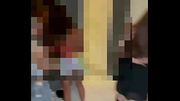 Ici tu as la story public de mes folles aventures ep3 saison 1 vidéo 35m orgie