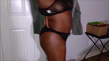 Burglar gets caught & seduced in lady's house after breaking in