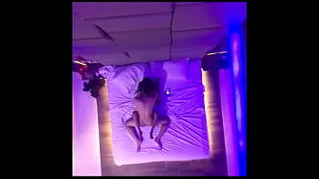 Mi papi me usa en correa como perrita que soy en un motel pt1 sin sonido