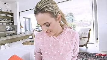 Realitylovers first aid with nicole vice