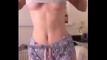 Desvisteme y haz que juegue para ti ️