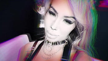 Pierced beauty luna luxe receives a hard fucking and facial