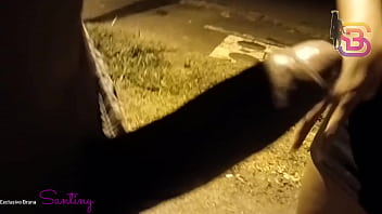 Vagabunda encontra vereador na praça e mama ele de graça