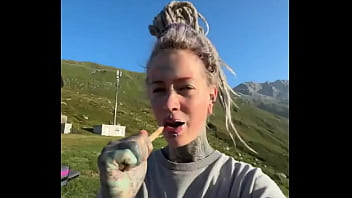 Brushing my teeth with this beautiful background what's your favorite way to start the day #morningroutine #bru