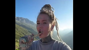 Brushing my teeth with this beautiful background what's your favorite way to start the day #morningroutine #bru