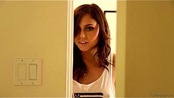 Mommy's girl ariana marie kendra lust